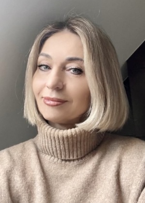 Icon of  female - Placeholder image, not depicting any specific person