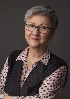 Icon of female - Placeholder image, not depicting any specific person