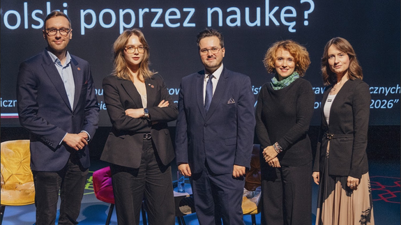 Dyplomacja naukowa jako narzędzie budowania wizerunku Polski – debata z udziałem dr hab. M. Kowalczuk-Walędziak, prof. UwB