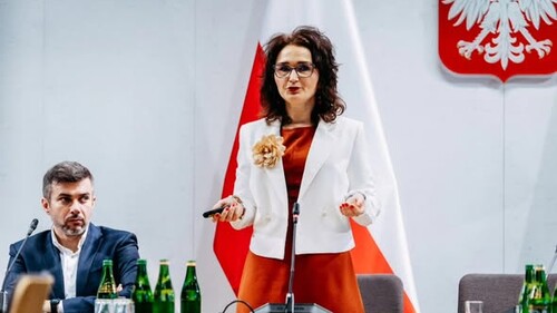 35 lat Konwencji o prawach dziecka w Sejmie RP - konferencja z udziałem ekspertki z Wydziału Nauk o Edukacji UwB