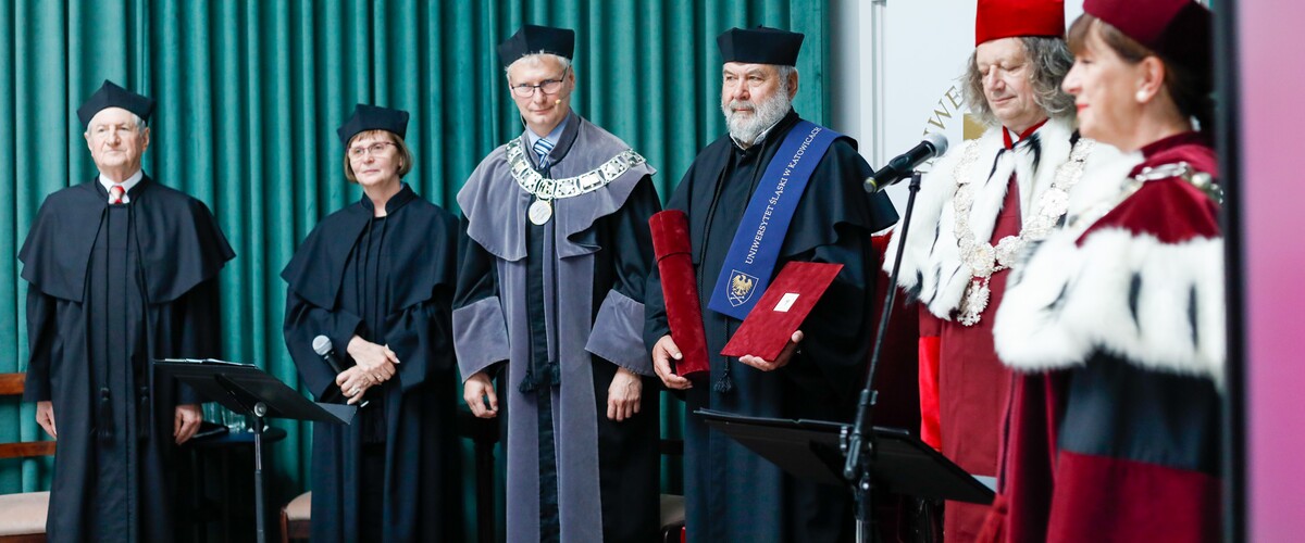 Prof. Jerzy Nikitorowicz honorowym doktorem Uniwersytetu Śląskiego