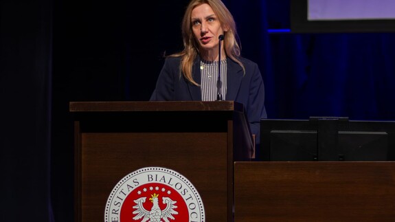 dr hab. Anna Gardocka-Dubat&oacute;wka