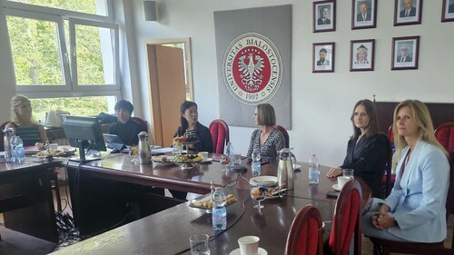 Wizyta Profesor May Cheng z Education University of Hong Kong na Wydziale Nauk o Edukacji UwB